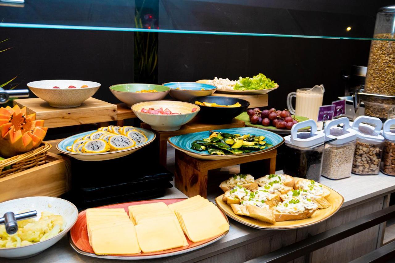 Crowne Plaza Barranquilla By Ihg Hotel Ngoại thất bức ảnh
